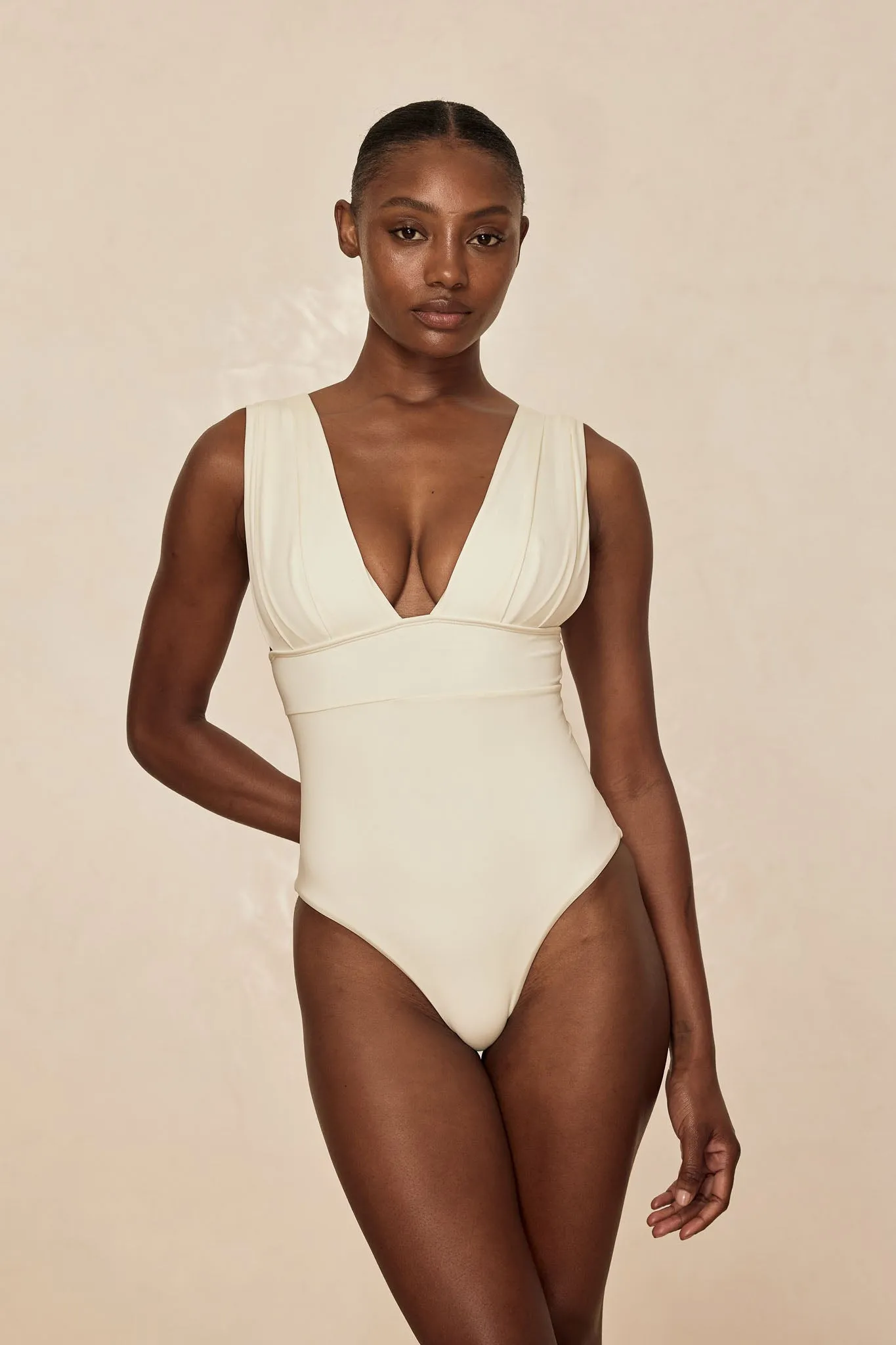 Aruba One Piece - Ivory