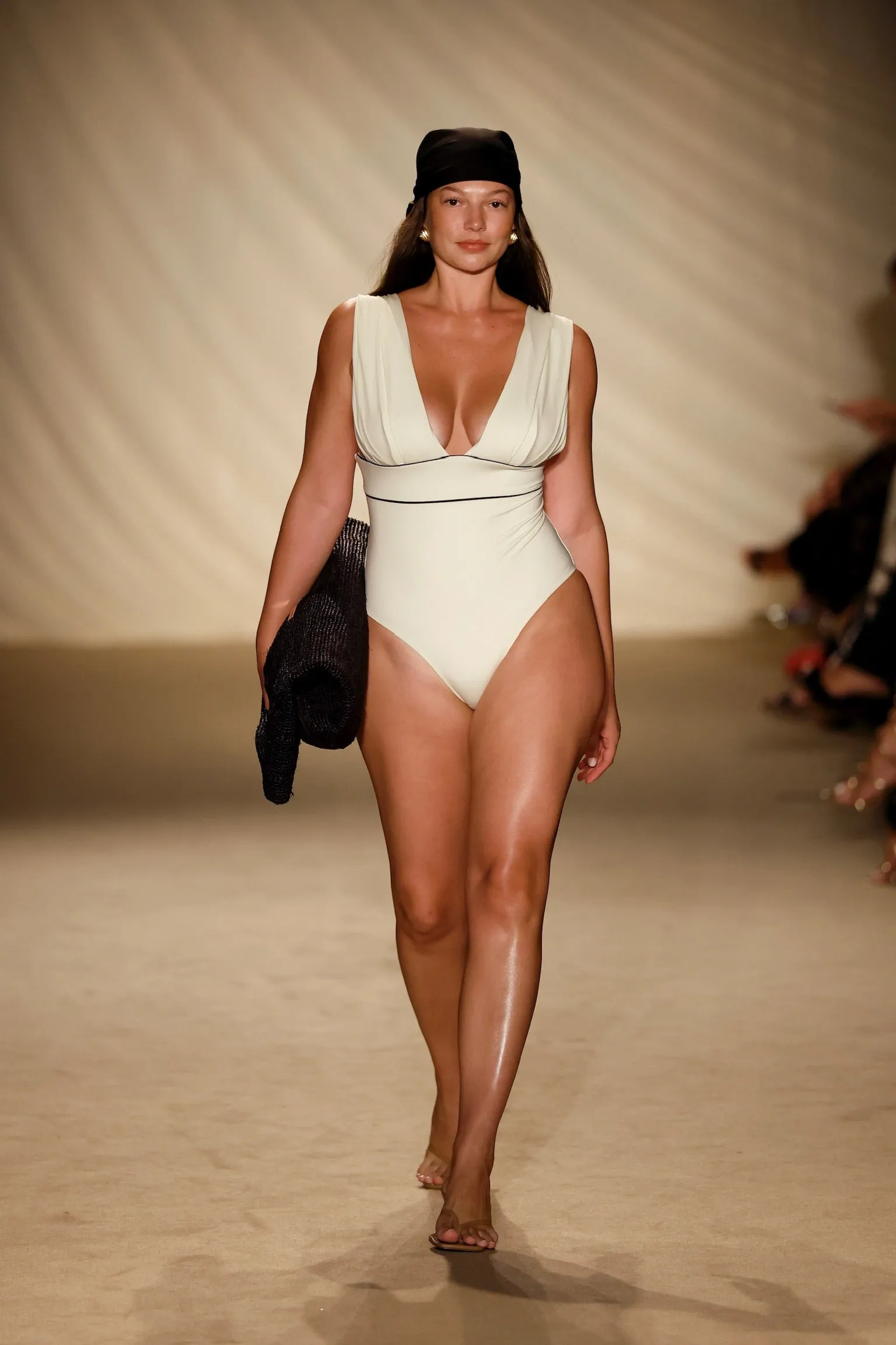 Aruba One Piece - Ivory/Black