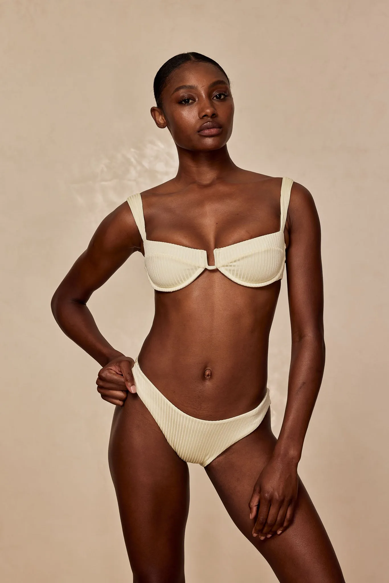 Cala Roja Top - Ivory Shiny Rib