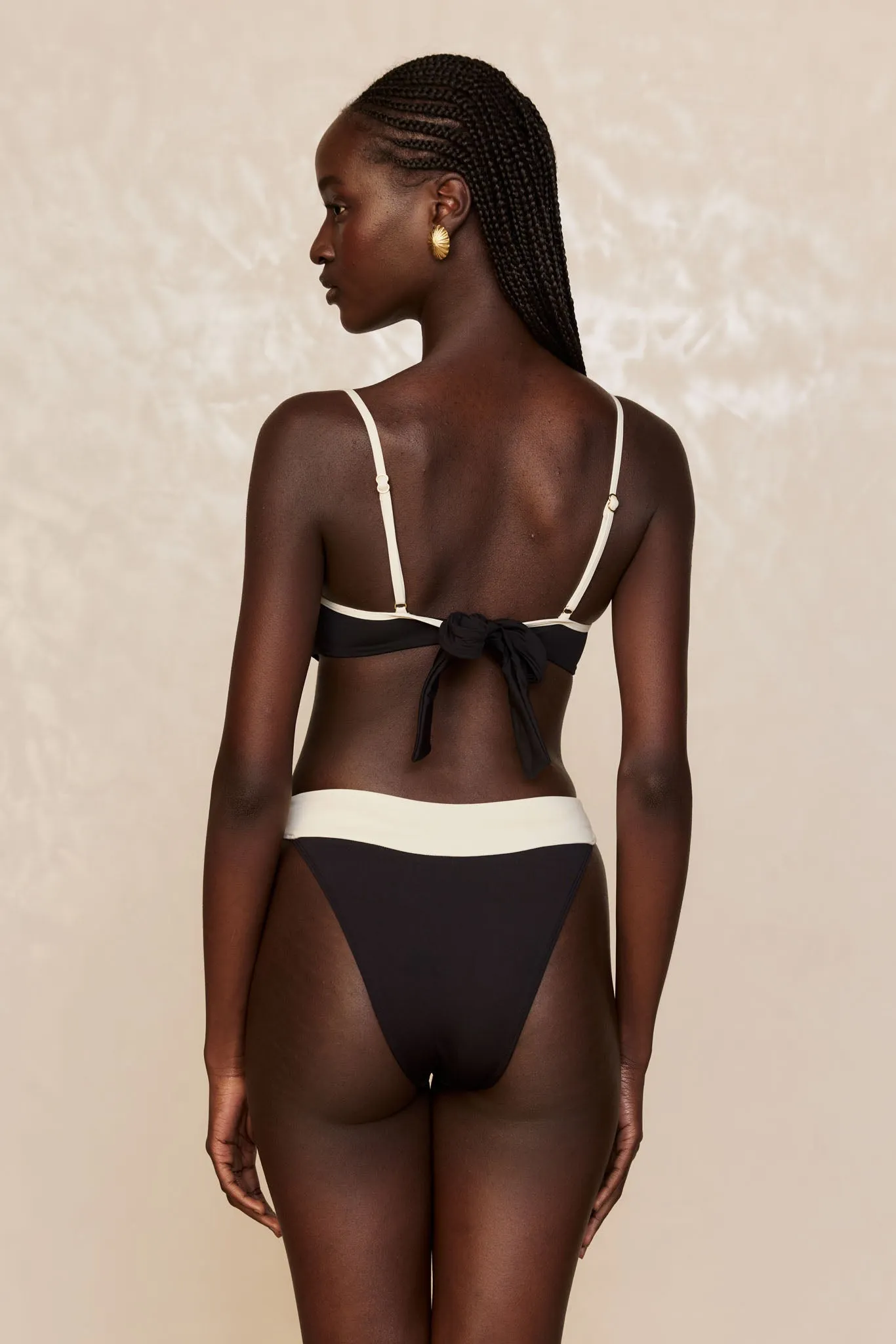 Capri Top - Black/Ivory